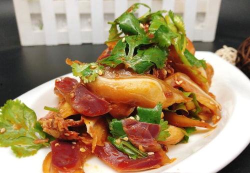 猪头肉怎么做好吃视频,视频教你家常做法